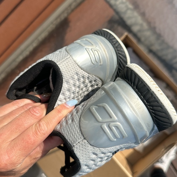 Under Armour Curry 1 BHM kids  Basketball Shoes - Picture 7 of 11